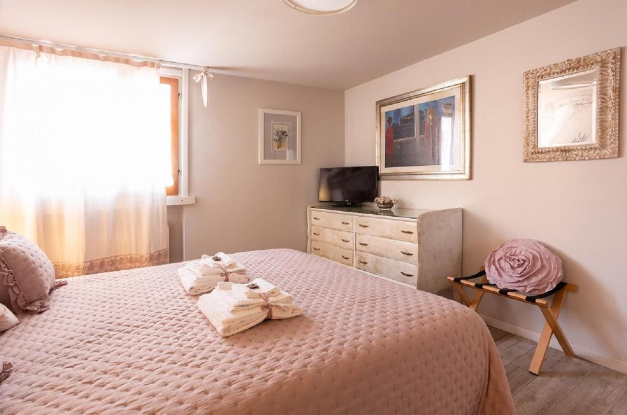 La Pulcia B&B Gradara Extérieur photo