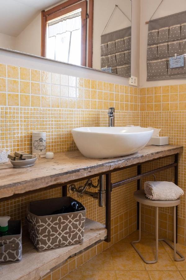 La Pulcia B&B Gradara Extérieur photo