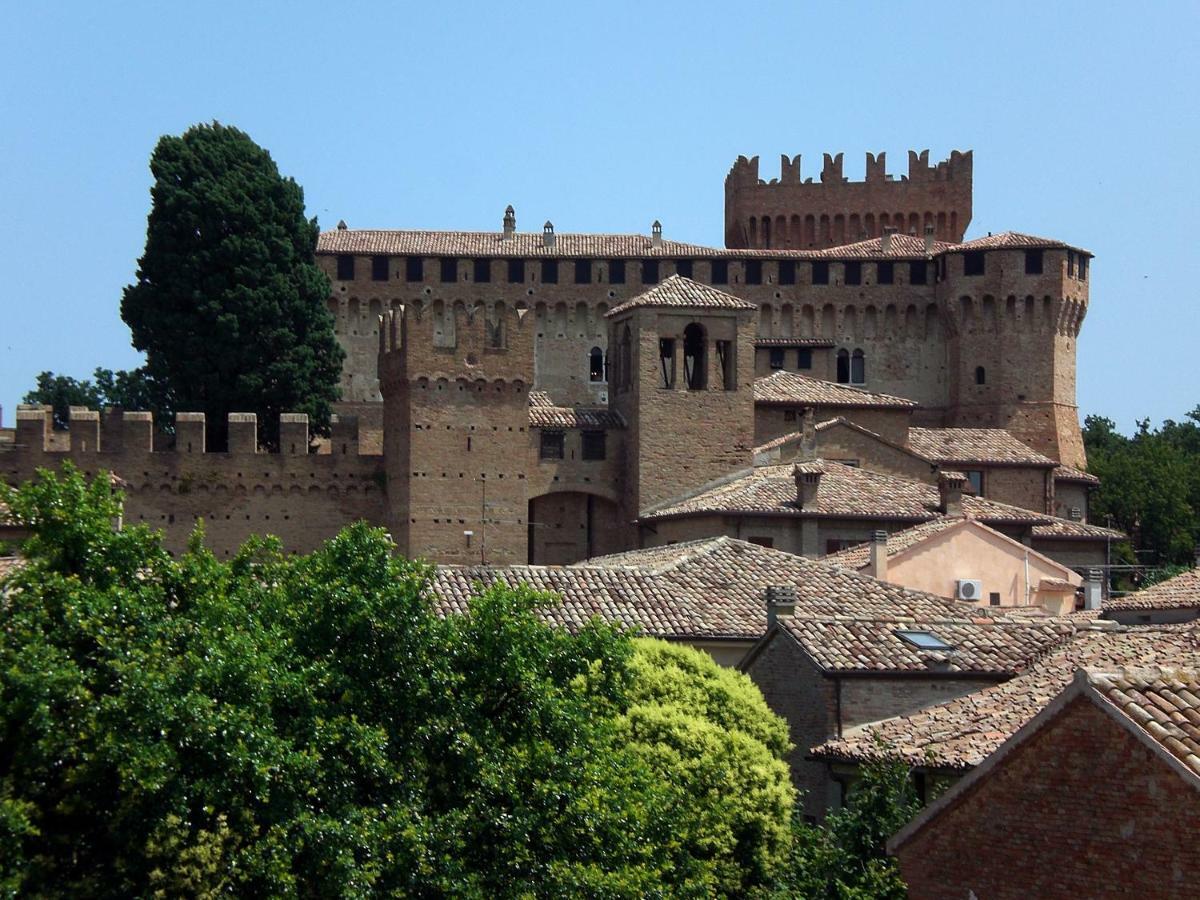 La Pulcia B&B Gradara Extérieur photo