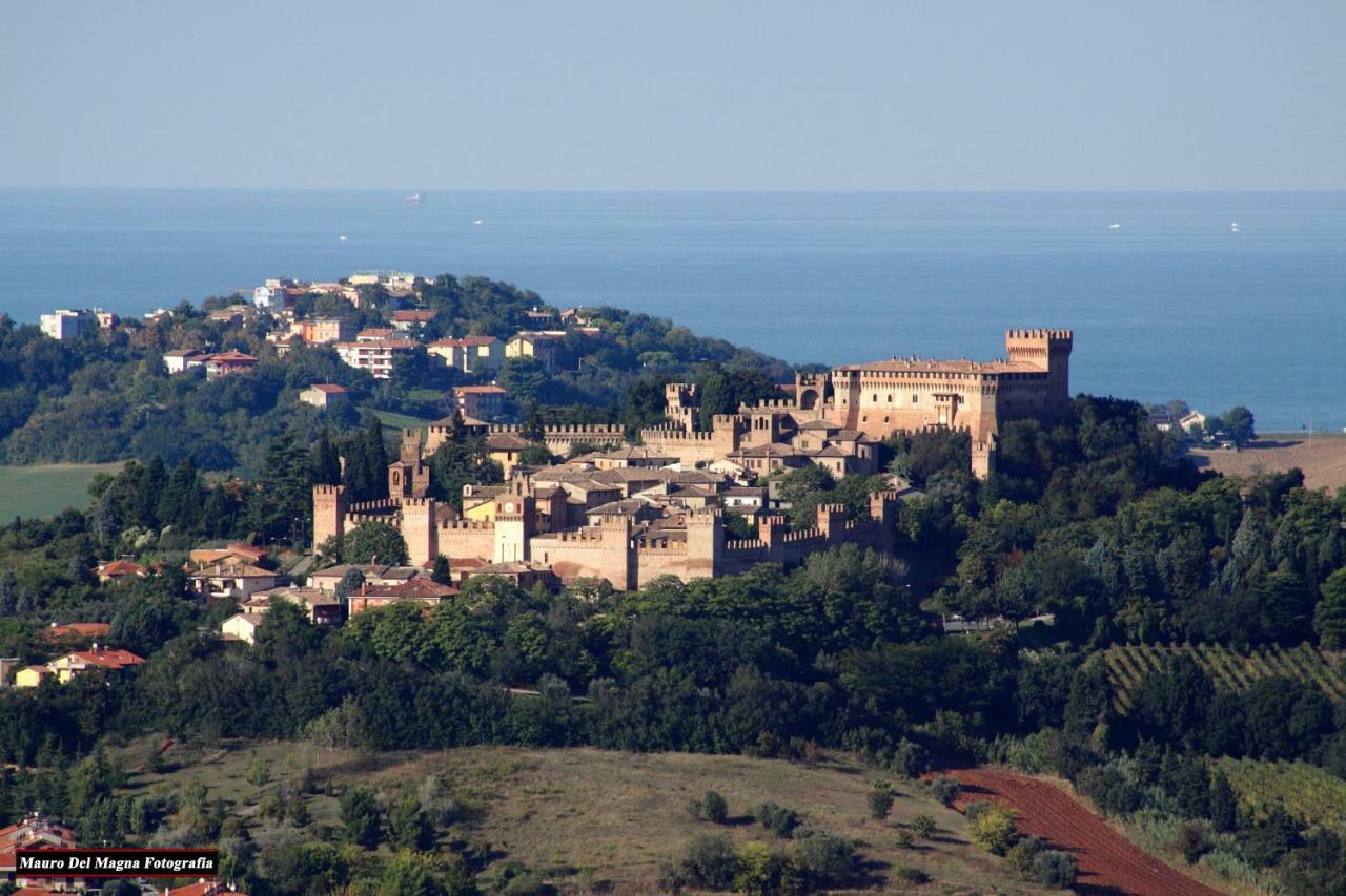 La Pulcia B&B Gradara Extérieur photo