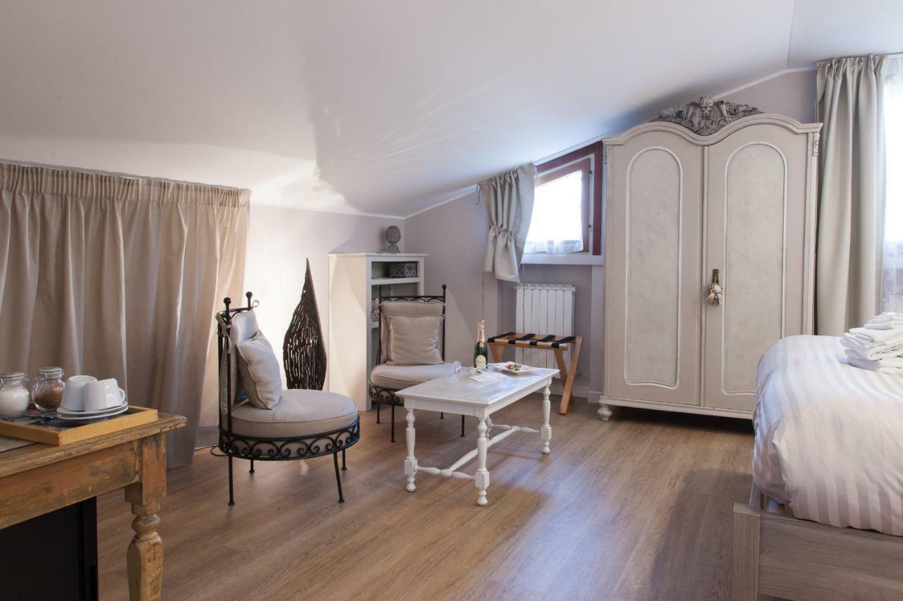 La Pulcia B&B Gradara Extérieur photo